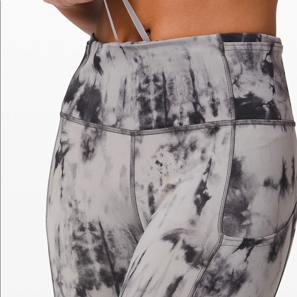 NWT Lululemon Fast and Free High Rise Tight 25” - Picture 7 of 8